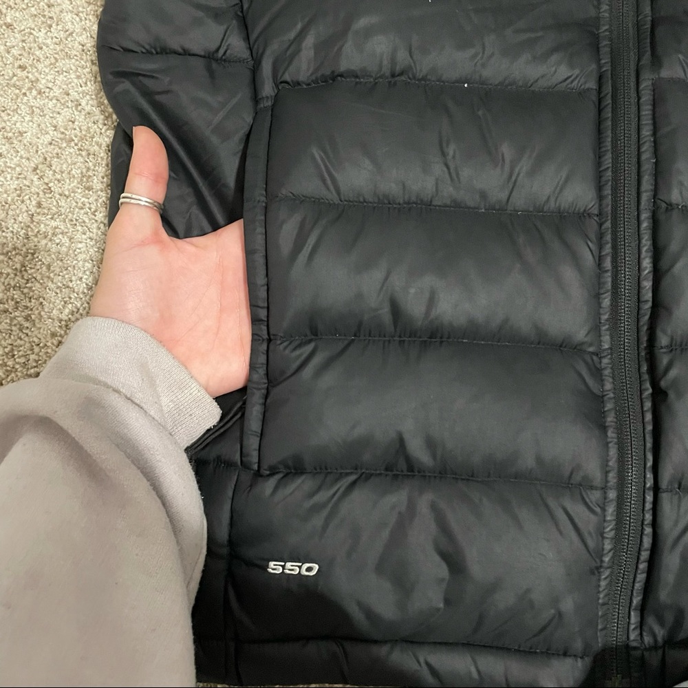 Men’s north face black vest - Picture 2 of 4